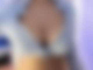 akura011's Live Sex Cam Show