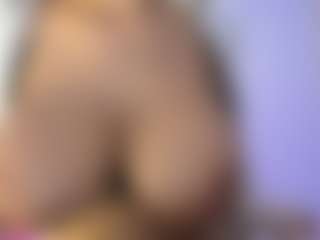 akura011's Live Sex Cam Show