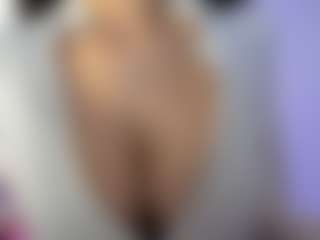 akura011's Live Sex Cam Show