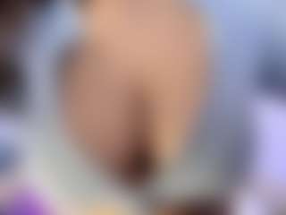 akura011's Live Sex Cam Show