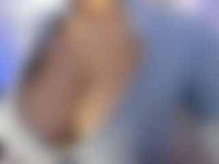 akura011's Live Sex Cam Show