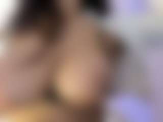 akura011's Live Sex Cam Show