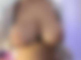 akura011's Live Sex Cam Show