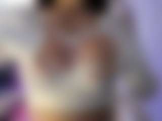 akura011's Live Sex Cam Show