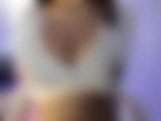 akura011's Live Sex Cam Show