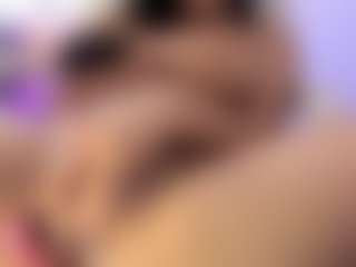 akura011's Live Sex Cam Show
