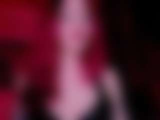 Live cam show with Miss Eva - Goth on Lustler