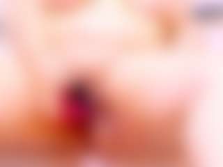 Live cam show with Nayla-Garner - Granny on fuck-show.com