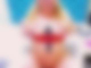 Live cam show with Nayla-Garner - Squirt on TeamSkeetLive