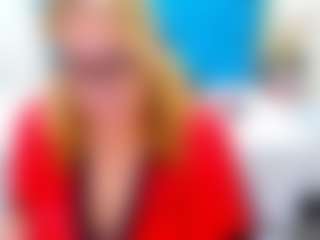 Live cam show with Nayla-Garner - Granny on Camming Site