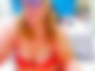 Live cam show with Nayla-Garner - Mature on 1on1-livenow