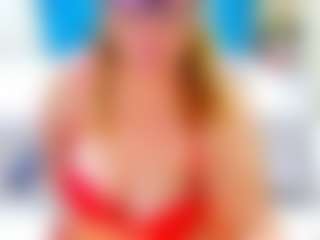 Live cam show with Nayla-Garner - Blonde Hair on SxyPornLive