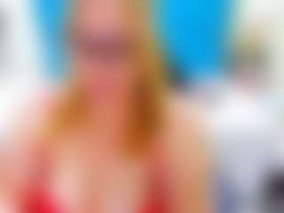Live cam show with Nayla-Garner - Squirt on Camming Site