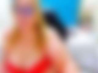Live cam show with Nayla-Garner - Big Ass on Free Soda