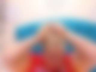 Live cam show with Nayla-Garner - Granny on eurowanks.com