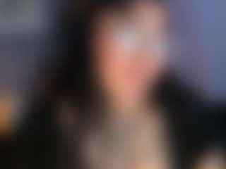 Live cam show with SallyLynn1 - BBW Shaved Pussy on Hubzter Live