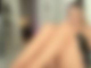 Live cam show with Emmy and Krist - BBW on Camiplay Live