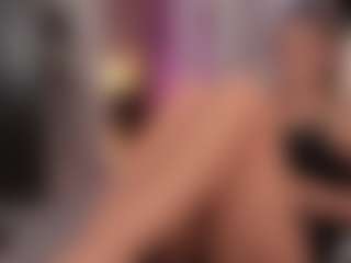 Live cam show with Emmy and Krist - Flashing on Camsoda