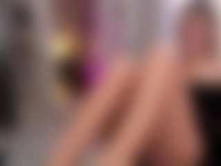 Live cam show with Emmy and Krist - Deepthroat on xplaylive.com
