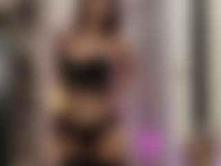 Live cam show with Emmy and Krist - Orgasm on Camsoda