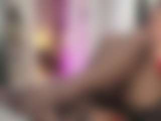 Spettacolo in cam dal vivo con Emmy and Krist - Orgasm su Camsoda