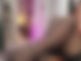 Spettacolo in cam dal vivo con Emmy and Krist - Cum su Camsoda