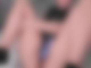 Live cam show with mothkink - Gray Eyes on Camsoda