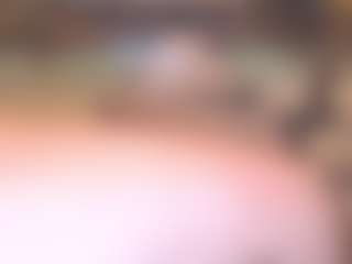 QueenNatashaX MILF webcam performer live streaming