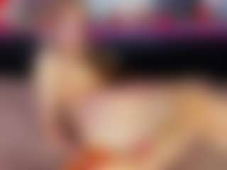 Live cam show with Sunbeam69 - Teen (18+) on makecum.org