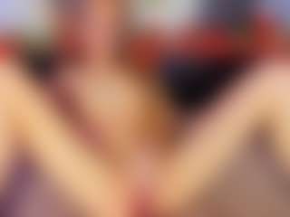 Live cam show with Sunbeam69 - Glasses on StripNow