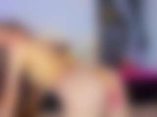 Live cam show with Sunbeam69 - Striptease on sexylive.show