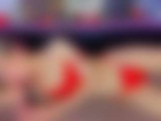 Live cam show with Sunbeam69 - Glasses on CamClone