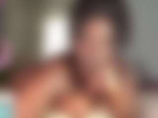 essenceblaque's Live Sex Cam Show