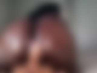 essenceblaque's Live Sex Cam Show