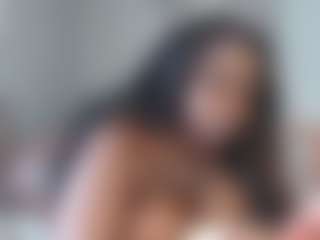 essenceblaque's Live Sex Cam Show