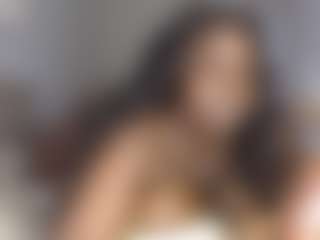 essenceblaque's Live Sex Cam Show