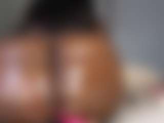 essenceblaque's Live Sex Cam Show