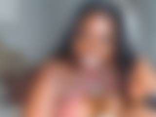 essenceblaque's Live Sex Cam Show