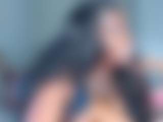 essenceblaque's Live Sex Cam Show