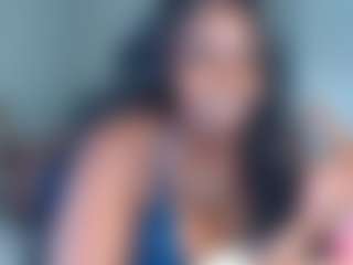 essenceblaque's Live Sex Cam Show