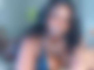 essenceblaque's Live Sex Cam Show