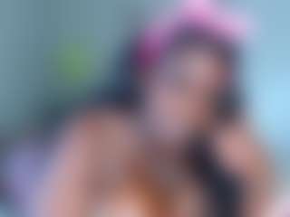 Live cam show with essenceblaque - Alt on Camsoda