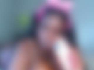 essenceblaque's Live Sex Cam Show