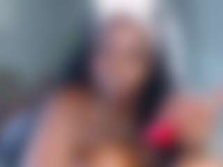 essenceblaque's Live Sex Cam Show