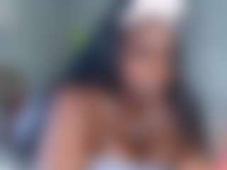 essenceblaque's Live Sex Cam Show