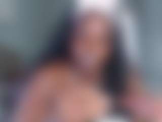essenceblaque's Live Sex Cam Show