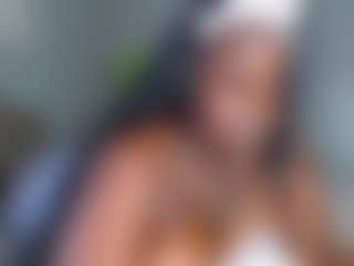 essenceblaque's Live Sex Cam Show
