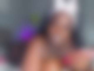 essenceblaque's Live Sex Cam Show
