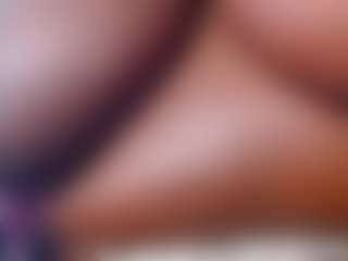 essenceblaque's Live Sex Cam Show