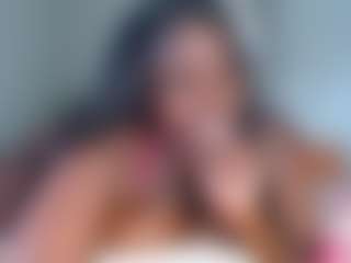 essenceblaque's Live Sex Cam Show